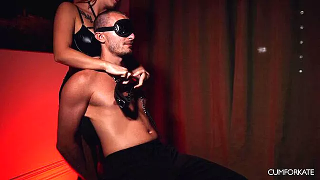 Bdsm Wichsen, Deusch Handjob, Gefesselt Massage, Für Euro, Mundfick, Jung Handjob, Eier Lecken