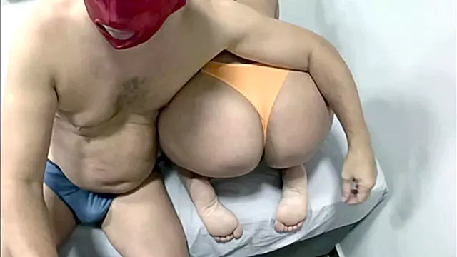 Boyuk Meme Sikmey, Böyük Döşlü Götlü Qadınlae, Boobs Penis Big, Dös Arasi Sik, Arvadimi Sik