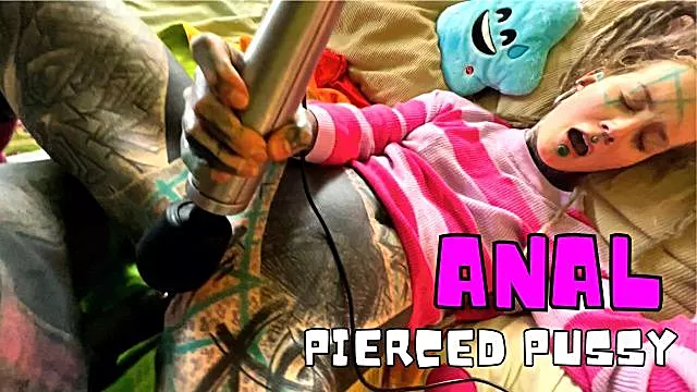 Amatööri Saksa, Amatööri Orgasmi, Anaali, Saksa Anaali, Pienet Rinnat Anaali, Suihinotto Pov