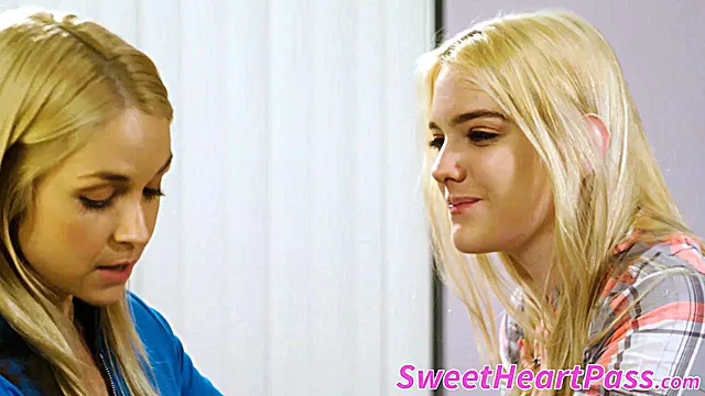 Se Lécher Les Gros Tétons, Blonde Qui Se Masturbe, Big Tis Lesbian Licking, Blonde Lesbienne