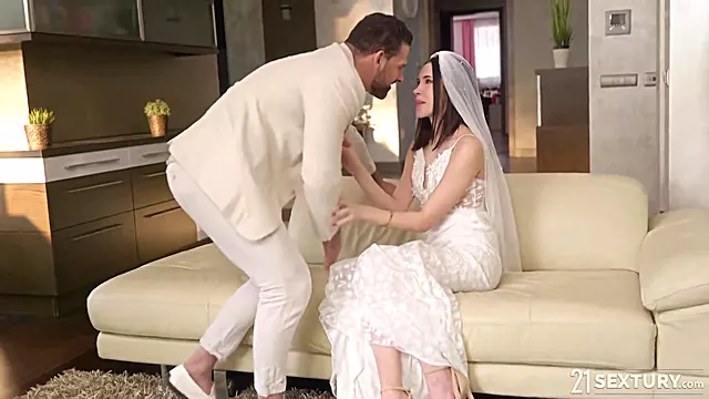 Anal Y Garganta Profunda, Morenas Anal, Tatuajes Anales, Deepthroat Morenazas, Morena Tatuaje