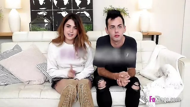 Amatoriale Tettona, Bruna Fare Pompino Scopa Lui, Moretta Latina, Morettona Tettona, Tette Piccole Latina