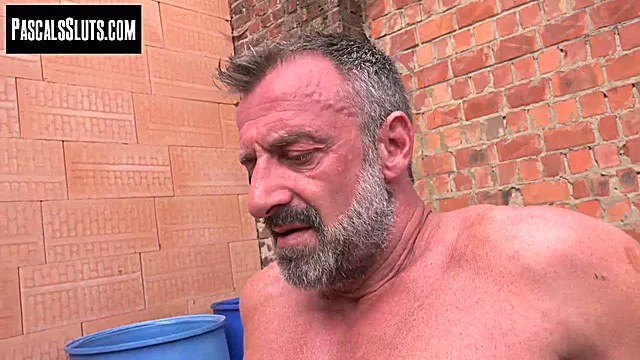 Bdsm Milf Gefesselt, Dicke Titten Outdoor, Öffentlichkeit Blasen, Gefesselt Tiefe Kehle