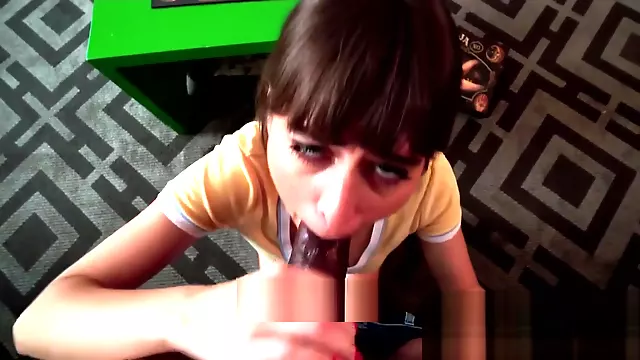 Tra Le Tette, Tette, Piccole E Tettone Porno, Grande Fratello, Gola Profonda Cazzo Enorme