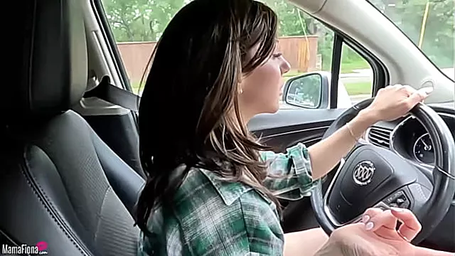 Mom San, Solo Milf Cur Mare, Pizda Pe Fata, Cururi Singure, Mamica Pizda Mare, Arata Pizda, Mama Si Fata Singure