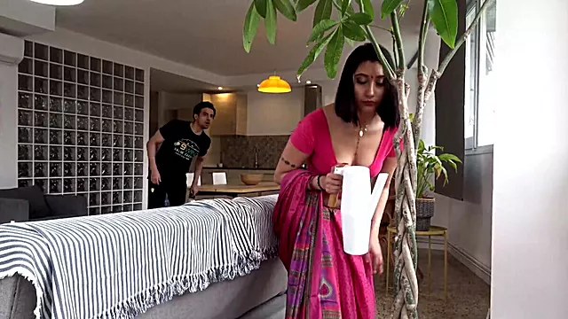 Devar is fucking the attractive Desi starlet Bhabhi