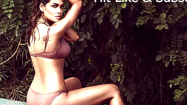 Morettona Tettona, Baciare Tettona, Grandi Tette Outdoor, Fuck Bruna Outdoor, Tette Brunette