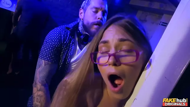 Grubo Jebanje Babe, Veliko Dupe, Klub, Maca, Mlade Picke, Streberke, Pokazala Picku, Zvezde Grand