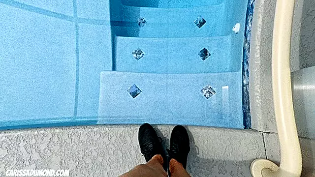 Carissa s Bounty Hunter training with underwater scuba and self-tie