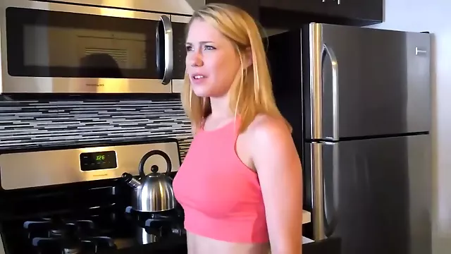 Babe Borsten, Blond Klaar Pijpen, Dogging Blond, Blond, Blond Kleine Tieten, Pijpen, Stiefzus