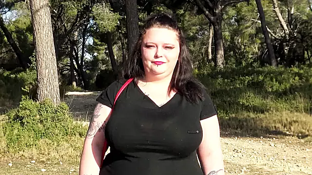 Jade, 23, from Strasbourg! - Jacquie et Michel TV