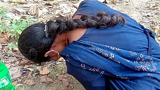 देसी भारतीय, भारतीय भाभि, जंगल में भाभी, भाभी हस्तमैथुन, देसी आउटडोर, देसी विलेज, जंगल वीडियो हिन्दी