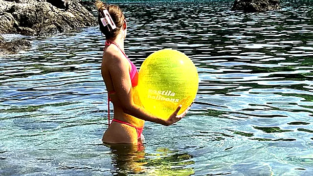 Balloon Fetisch, Bikini Öffentlichen, Latex Fetisch, Gummifetisch, Latex Blasen, Gummi Latex