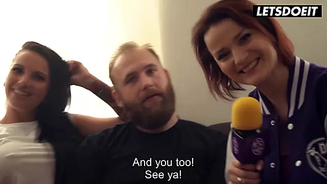 Jolee Love Gives Amateur Stud The Chance To Fuck Her Deep
