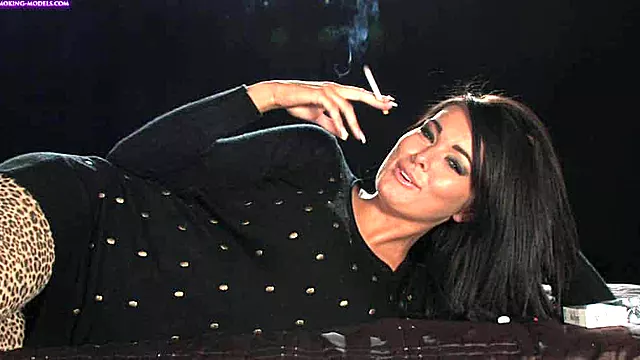 Lepe Sise, Sise, Seksi Devojke, Dobre Pusacice