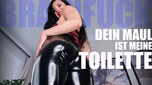Femdom Deutsch, Femdom Toilette, Fetisch, German Fetisch, Fetisch Herrin, Gefallen, Deutsch, Deutsch Sprachig