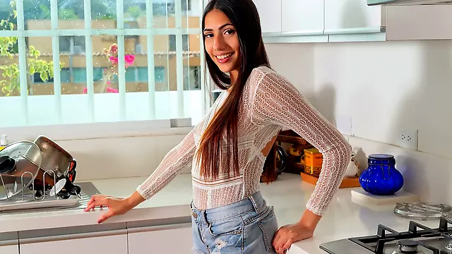 Kleine Titten Teen, Kleine Tittchen High Heels, Solo Masturbationen, Kleine Titten, Brünette Teen