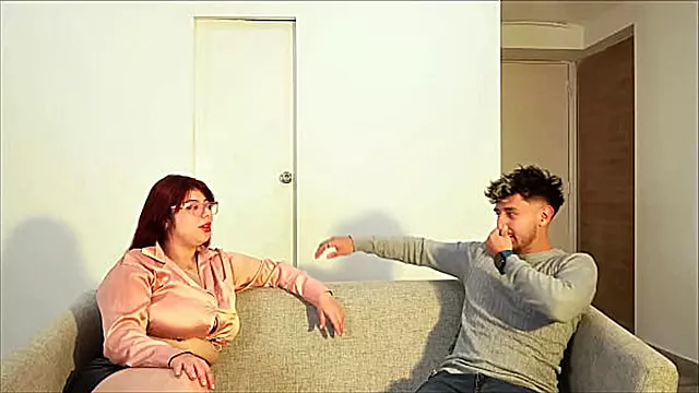 Arschlecken, Curvy Titten Big, Hündchenstellung Vollbusige, Arsch Latina, Schwanz, In Fotze Kommen