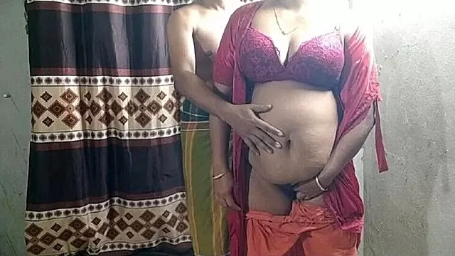देसी आंटी, भाभी गुदामैथुन, भाभीजी, चुत में उंगली, छूत टाइट, खेत, देसी गाँव, Indian मुखमैथुन, भारतीय चूत