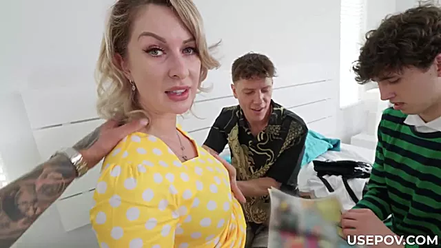 Fututa In Gat, Milf Fierbinte, Cea Mai Tare Orgie, Punct De Vedere, Fantezi Grup, In Grup Mame