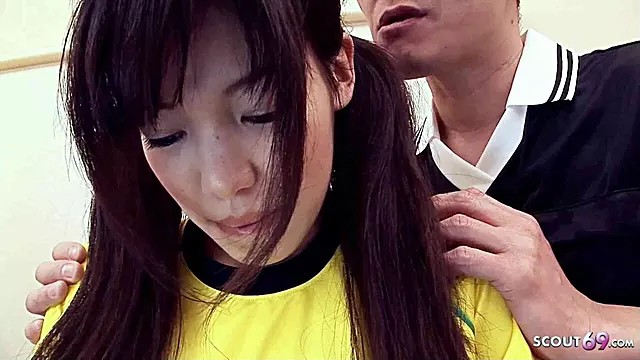 18 Jährige Ficken, Asia Lehrerin, Rudelbumsen, Creampy Deutsch, Von Hinten Deutsch, Enge Muschi