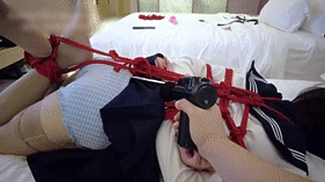 18 År Pige, Bondage Kneblet, Binde Leg, Strømper Bondage, Bundet Gennem Kneppet Slave, Strømper Dominering