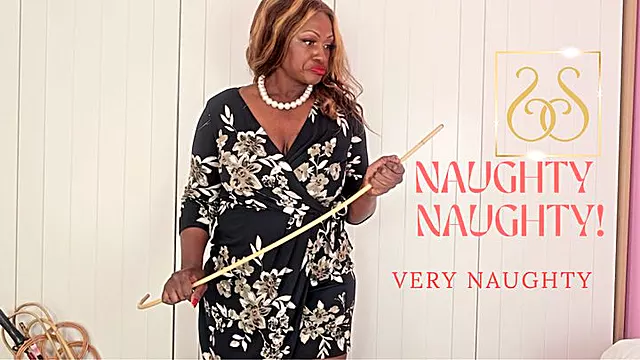 Negre Sculacciate, Vengo, Donne Dominanti, Pov Femminile, Mostra, Donna Padrona, Mistress Schiaffi
