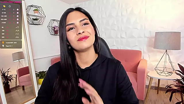 Große Tittenfick, Brünette, Kurvige Brünette, Brünette Big Tits Massage, Arschhaken, Frau Solo