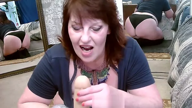 V 348 2 finger strokin on dildo