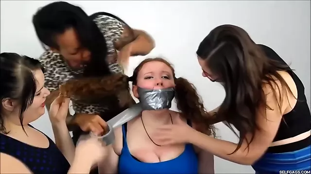 Bdsm Lesbo, Femdom Sadomaso, Bondage Lesbiche, Brunetta Legato, Bruna Con Maschetina Autoreggenti