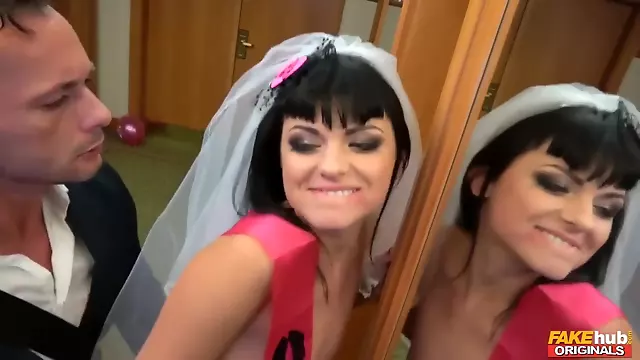 Velký Čůrák Chlupaté, Honění Big Dick, Velky Penis Do Kundy, Velké Péro V Malá Pochva, Honeni Na Prsa