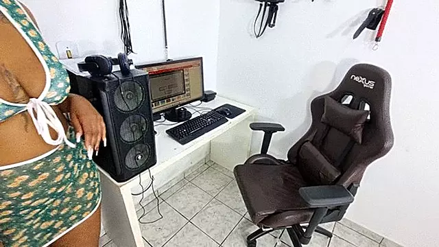 Nera Scorenge, Feticcio Nero, Ebony Solo, Vecchie E Negri, Donne In Solitaria, Feticcio, Fetish Solo Tube