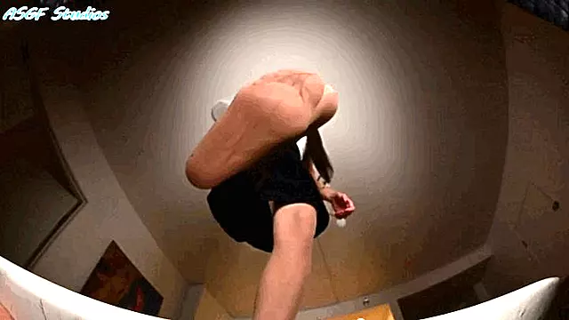 Asyalı Mature Çorap, Kilotlu Çoraplı Asyalı Ayak, Tayt Hakimiyeti, Yüze Trampling, Güzel Ayak