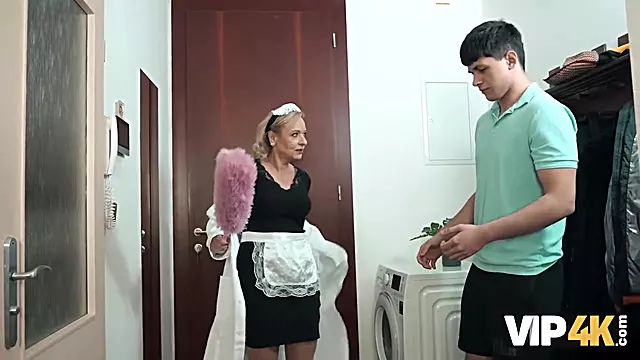 Blond Velká Prsa, Velká Prsa Zrale, Velké Kozy, Velká Prdel Velké Prsa Blondýna, Stare Velke Kozy