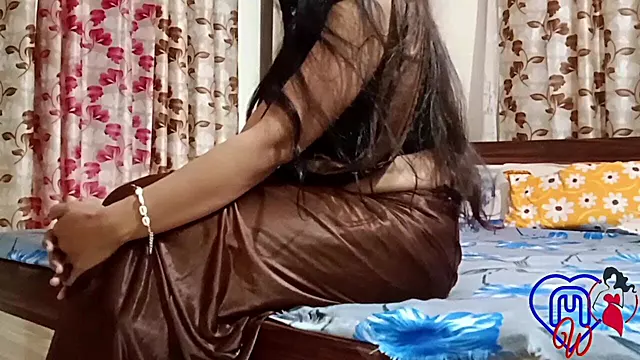 18साल की, देसी भारतीय, भारतीय भाबी, इंडियन Couple, देसी Couple, हिन्दी मे चुदाई की बाते, ओल्ड इन्डियन Xxx