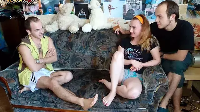 Nohy, Blondýna I Leginách, Malá Prsa, Dlouhe Kozy, Krásky Oral, Dlouhe Vystřiky, Malý Kozy Teen
