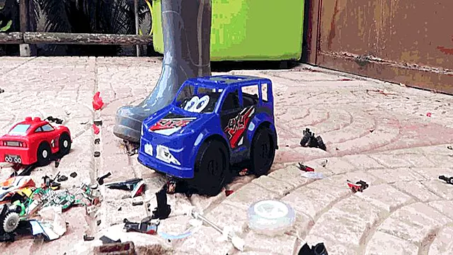 Dangerous wellies of a giantess AVI
