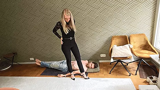 Think you can last under these heels? -Alexa- (Full body)