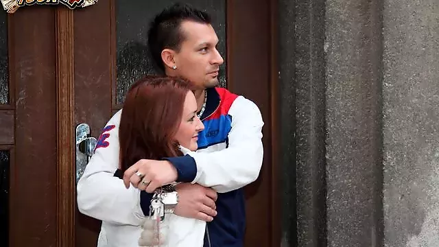 Prsatá Blondýnka, Blondata Ruska, Teen Blond Rusky, Hluboky Vystrik, Teen Výstřik, Paroháč Misionář
