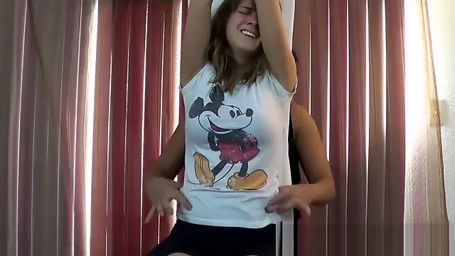 Lesbienne Pieds, Chatouille Pieds, Chatouille Bdsm, Pieds, Pied Sado Maso, Lesbienne Fetiche Des Pieds