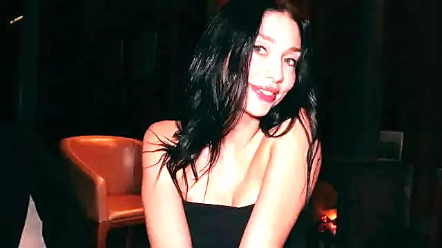 Pov: Wine Night Take a Wild Turn when Sexy Lost Girl Came to My House