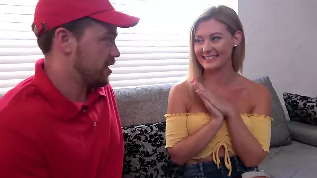 Bola Na Vagina, Morena, Corno Na Punheta, Pau Pequeno Corno, Corno Chupando, Peitos Pequenos