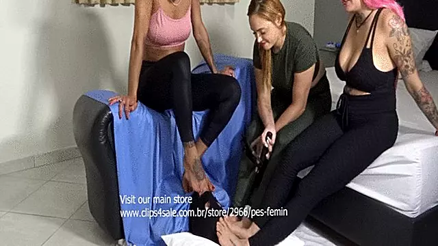 Feet Dominans, Fødder, Slave Fødder, Slave Mand, Slavinde, Slavinde Træning
