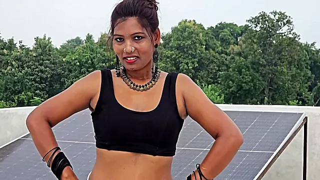 Devar Bhabhi And Hindi Sex - Hot Desi Indian Girl Bigg Boobs Big Ass Fucking In The Room