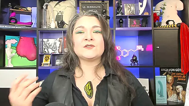 Female dom, supremacy