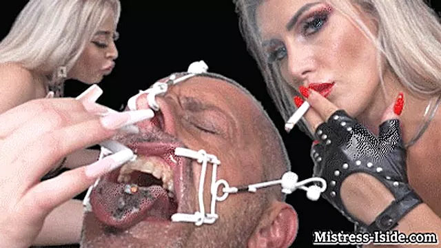 Ponheta Femdom Bdsm, Oldies Bdsm, Female Domina, Domina Rauchen, Female Domination, Rauchen Femdom