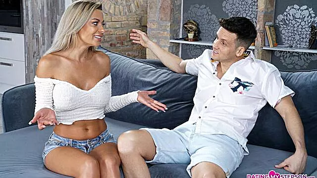 Leggins, Blond Blowjob, Cowgirl Blond, Blowjob Titten, Schön Doggy, Reife Frau, Langer Schwanz Im Arsch