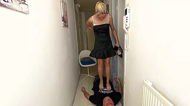 Danielle Trampling Bare Foot & Heels 16 (4K)