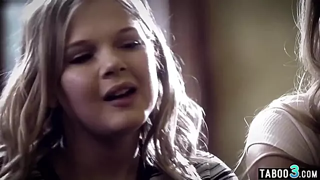 Plavusa Lezbejka, Lezbe Teen Plavu, Plavuse Teen, Tineđeri 18 Plavusa, Plavuse U Troje, Mlade Lezbe