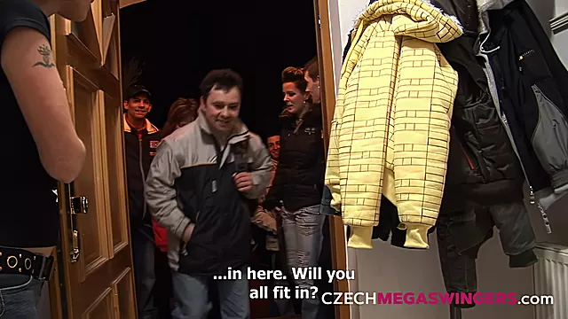 Suihin Syönti, Pitkät Sukat Suihin, Milf Suihinotto, Hot Brunetit, Tsekki Orgy, Parinvaihto Czech